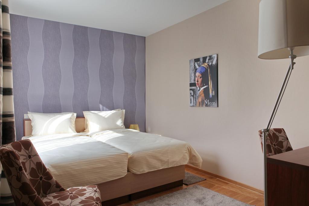 Garni Hotel Tema Nova Čačak Cameră foto